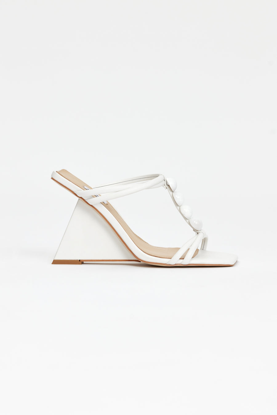 AJ2507001F_CLARKSON_WEDGE-IVORY-1jpg