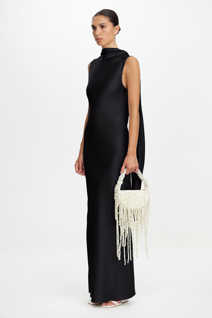 D3-AD2507331D-EXC_FLEEDEN_MAXI_DRESS-BLACK-2