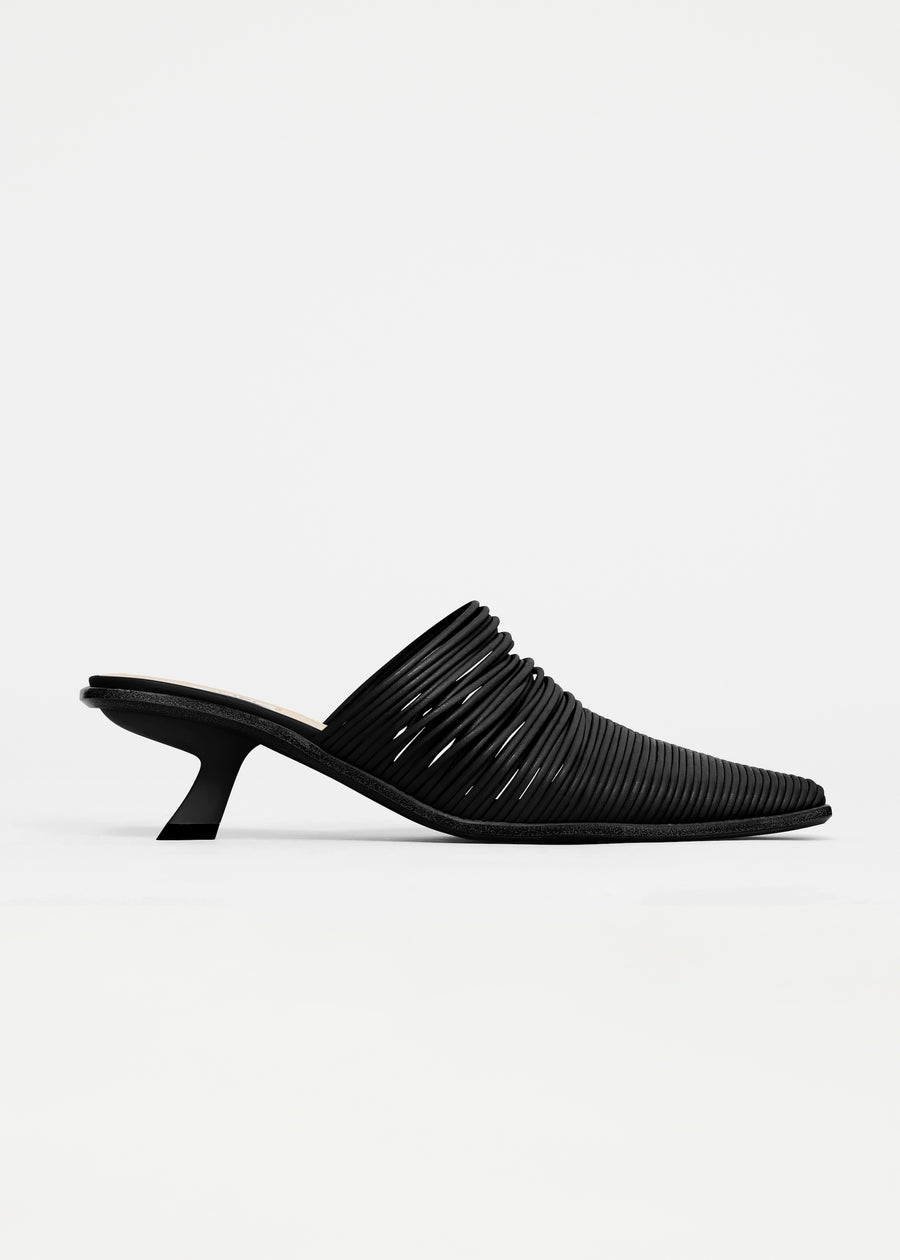 SHOES_AJ241005F_GRASSHILL_MULE BLACK 1