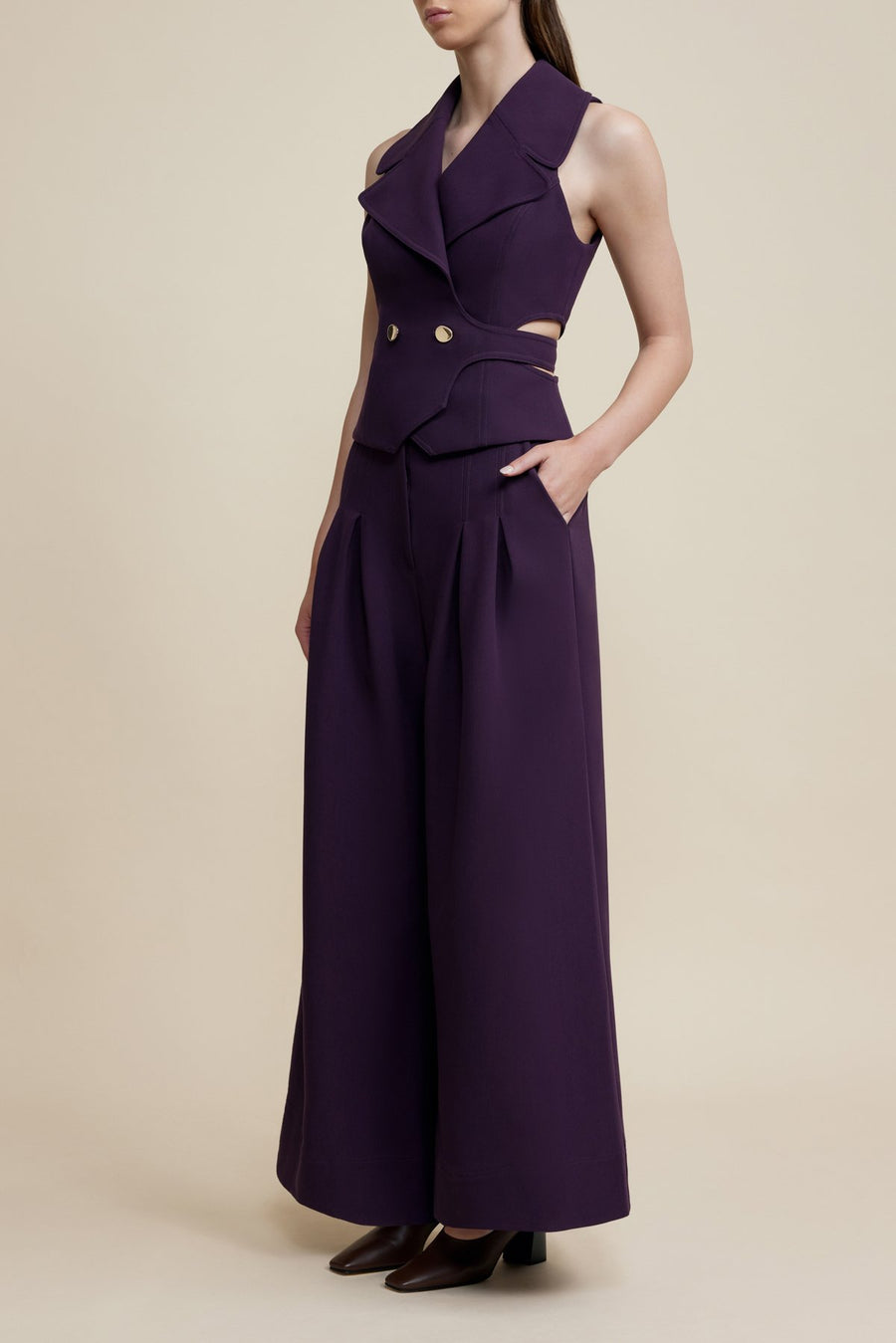 MYRNAM TOP